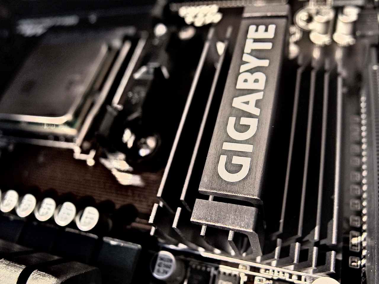 Hi Tech Mother Board for a Budget PC Build