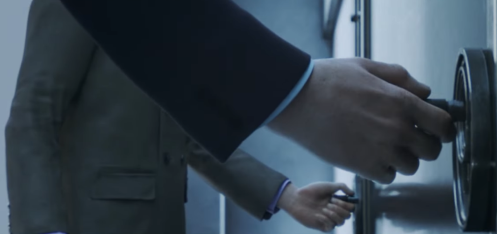 Hitman World of Assassination review - Hitman WOA The System Demands 2 Keys scene