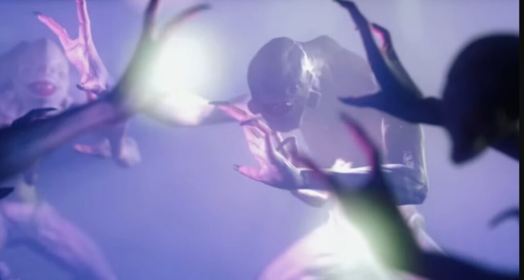 Half-Life 3 enemy concept art featuring hostile alien creatures