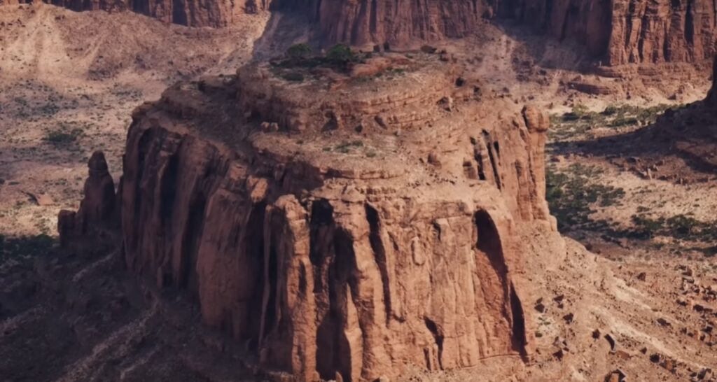 Half-Life 3 environment concept with rugged terrain and distant structures